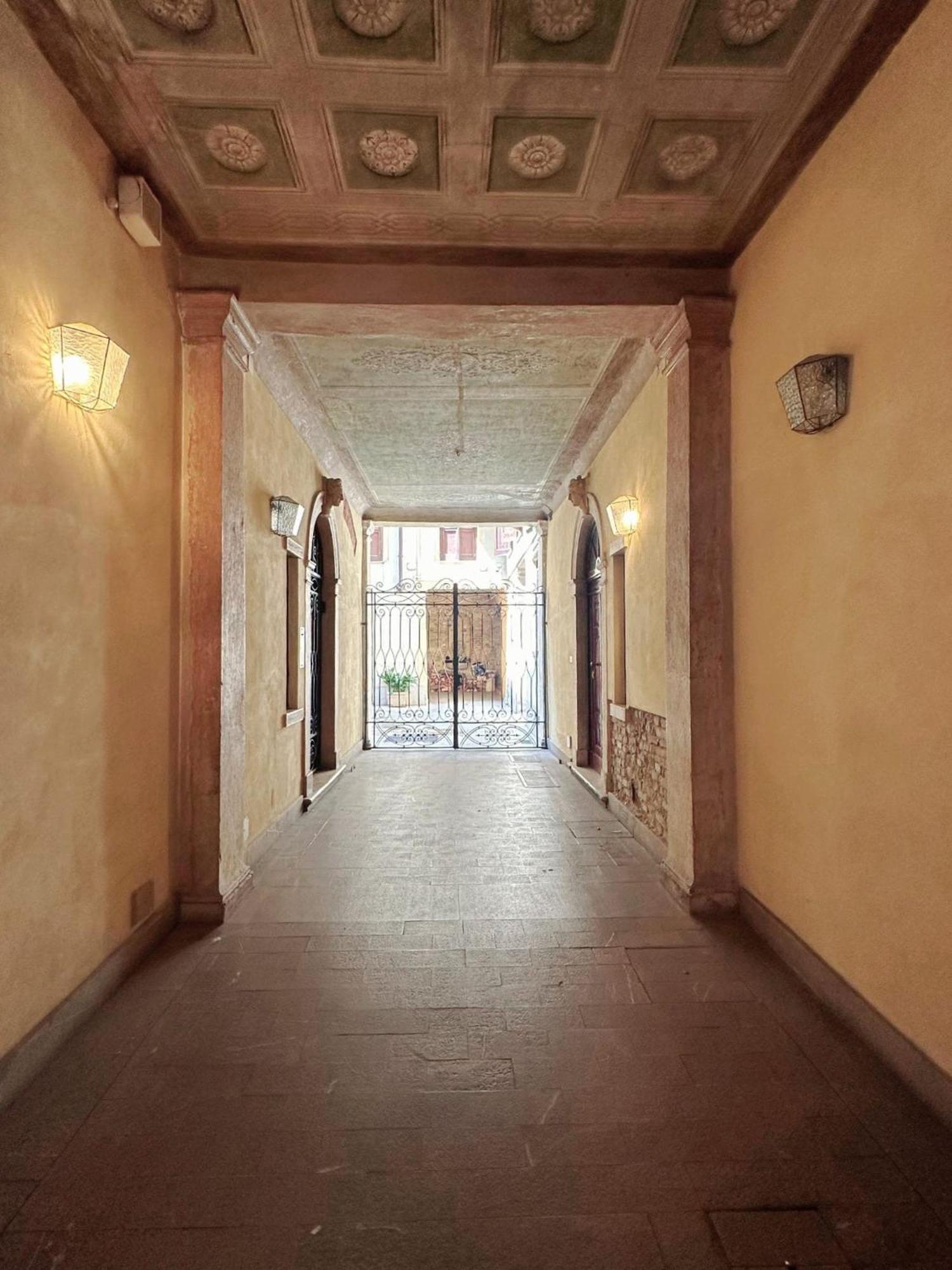 Elle Palace - Simply Elegant Верона Екстер'єр фото