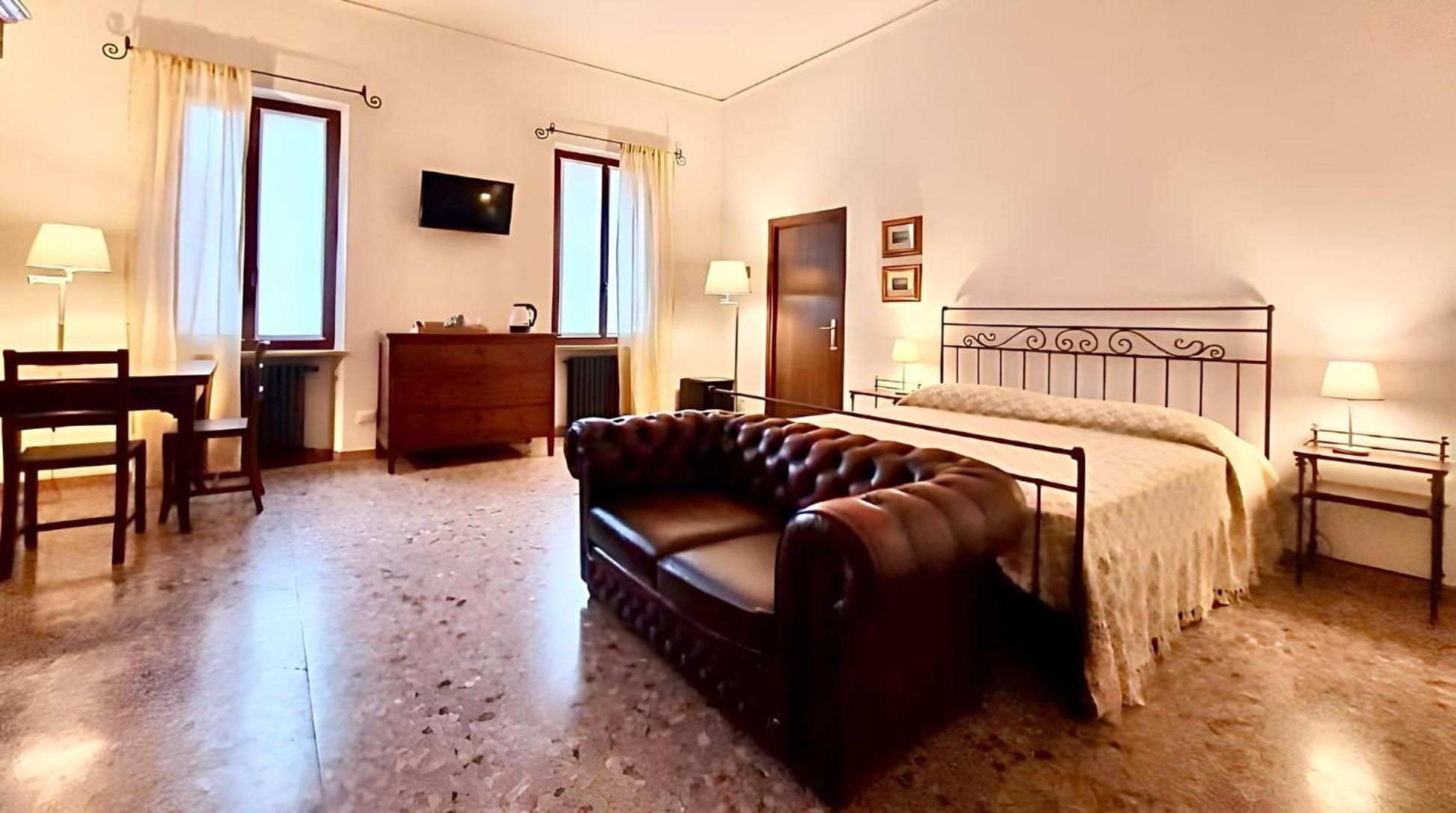 Elle Palace - Simply Elegant Верона Екстер'єр фото